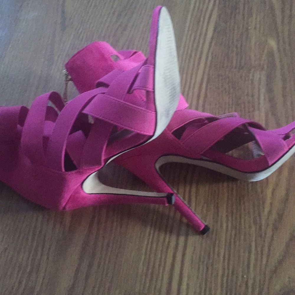 Shoes - Picture 3 of 3